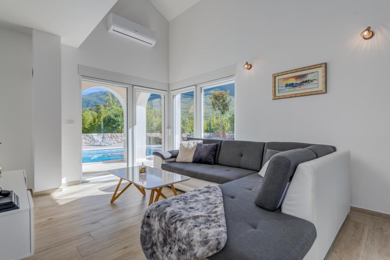 Villa Salvia Zagvozd Eksteriør bilde