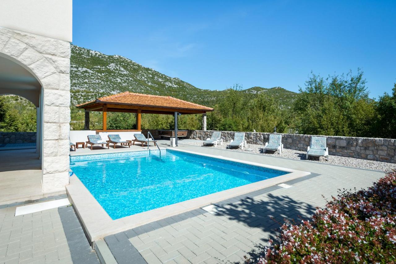 Villa Salvia Zagvozd Eksteriør bilde